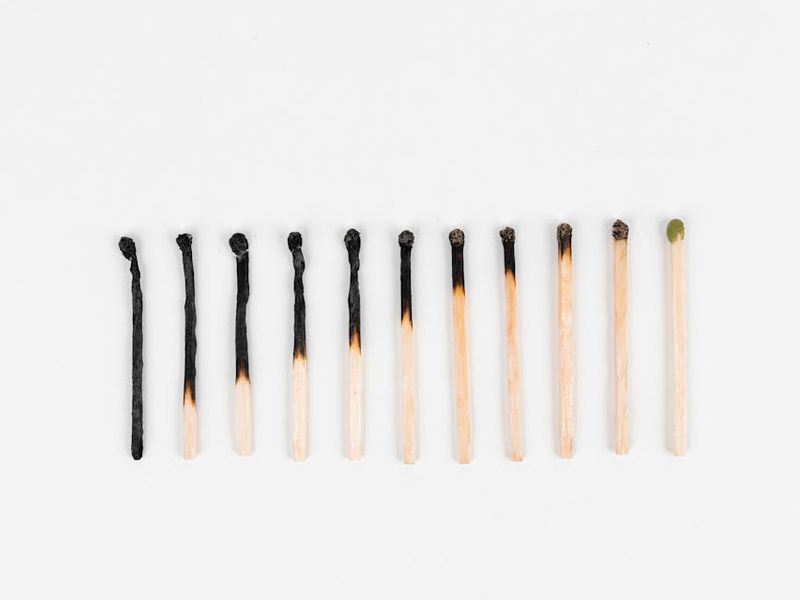 A sequence of images showing the progression of an exercise.